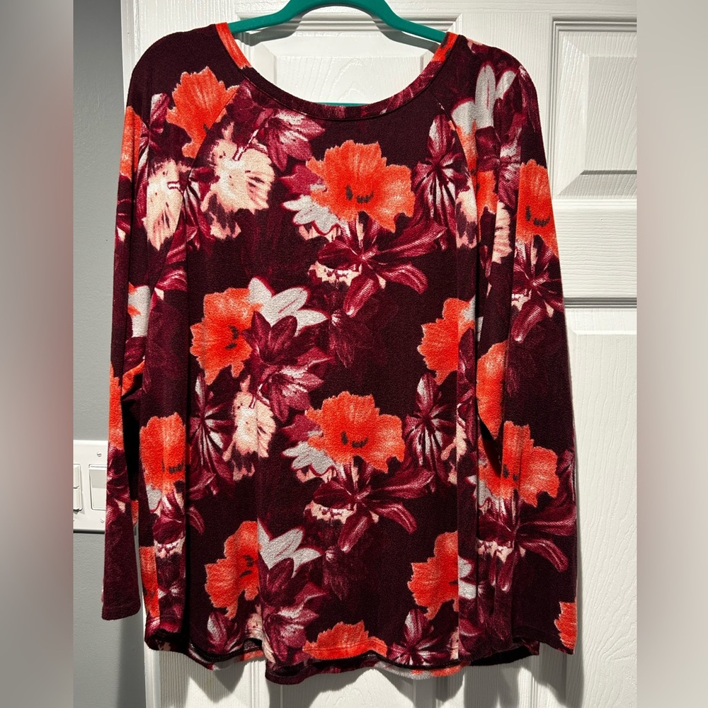Women’s 2X St.John’s Bay Active Soft Lightweight Sweater in Floral Print
